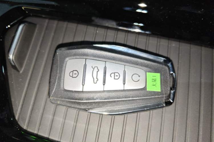 Used Geely Auto Preface 2025 Dongfang Yao 2.0TD Lanxing Edition Vehicle Key