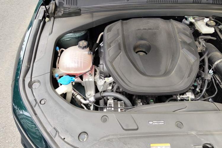 Used Geely Auto Preface 2025 Dongfang Yao 2.0TD Lanxing Edition Engine Bay Right
