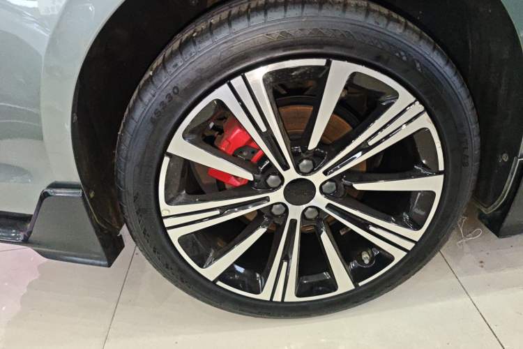 Used Geely Auto Preface 2025 Dongfang Yao 1.5TD Kunlun Edition Exterior 5