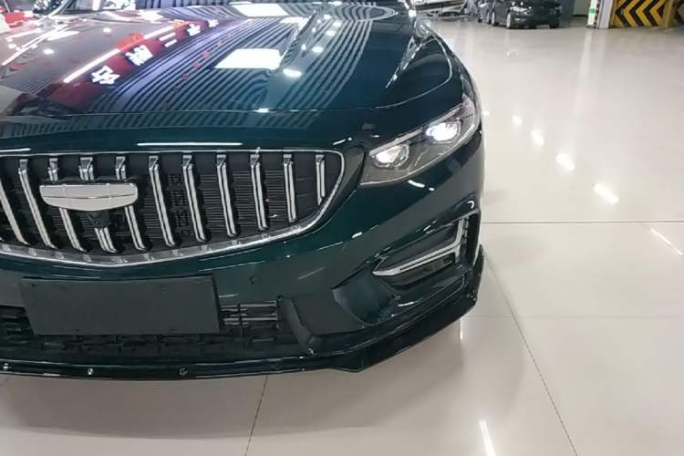 Used Geely Auto Preface 2025 Dongfang Yao 2.0TD Lanxing Edition Left Front Headlight