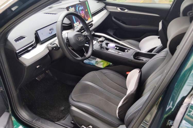 Used Geely Auto Preface 2025 Dongfang Yao 2.0TD Lanxing Edition Left Front Seat