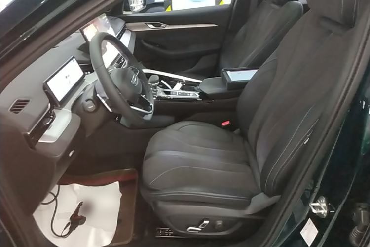 Used Geely Auto Preface 2025 Dongfang Yao 2.0TD Lanxing Edition Left Front Seat