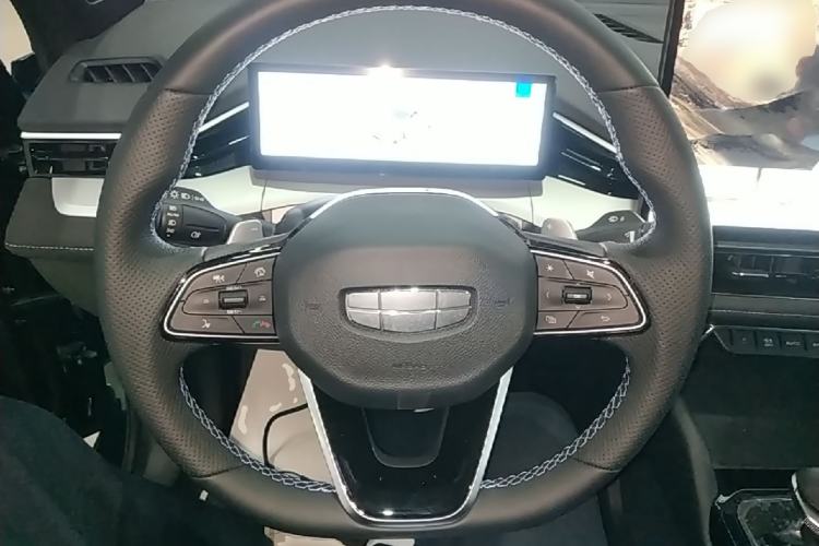 Used Geely Auto Preface 2025 Dongfang Yao 2.0TD Lanxing Edition Steering Wheel