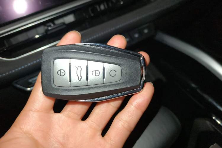 Used Geely Auto Preface 2025 Dongfang Yao 2.0TD Jin Chao Edition Vehicle Key
