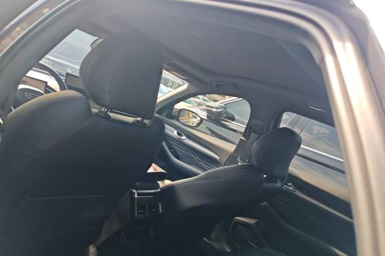 Used Geely Auto Preface 2025 Dongfang Yao 1.5TD Kunlun Edition Headliner