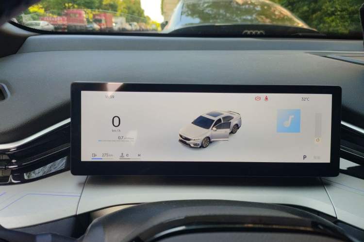 Used Geely Auto Preface 2025 Dongfang Yao 1.5TD Kunlun Edition Instrument Cluster