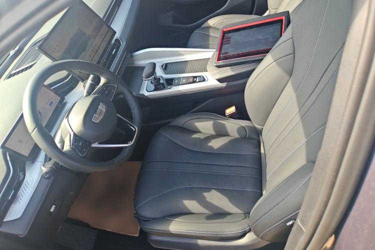 Used Geely Auto Preface 2025 Dongfang Yao 1.5TD Kunlun Edition Left Front Seat