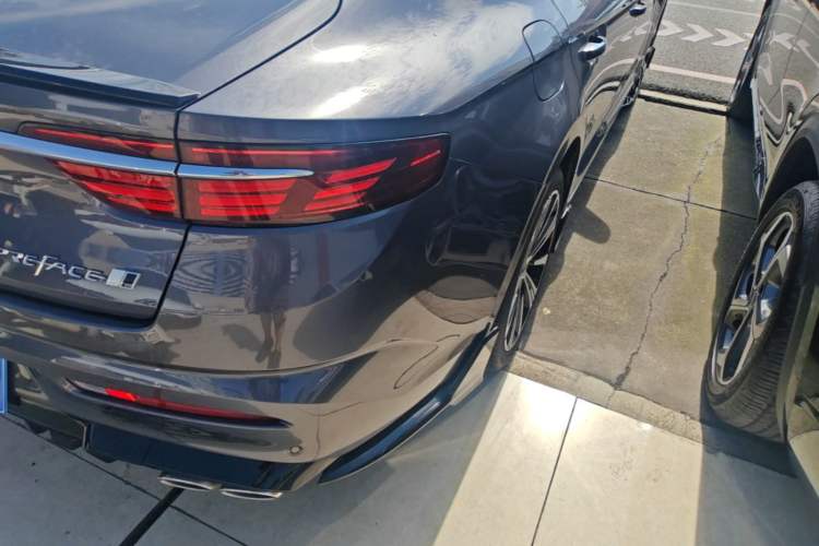 Used Geely Auto Preface 2025 Dongfang Yao 1.5TD Kunlun Edition Right Rear Taillight