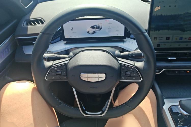 Used Geely Auto Preface 2025 Dongfang Yao 1.5TD Kunlun Edition Steering Wheel