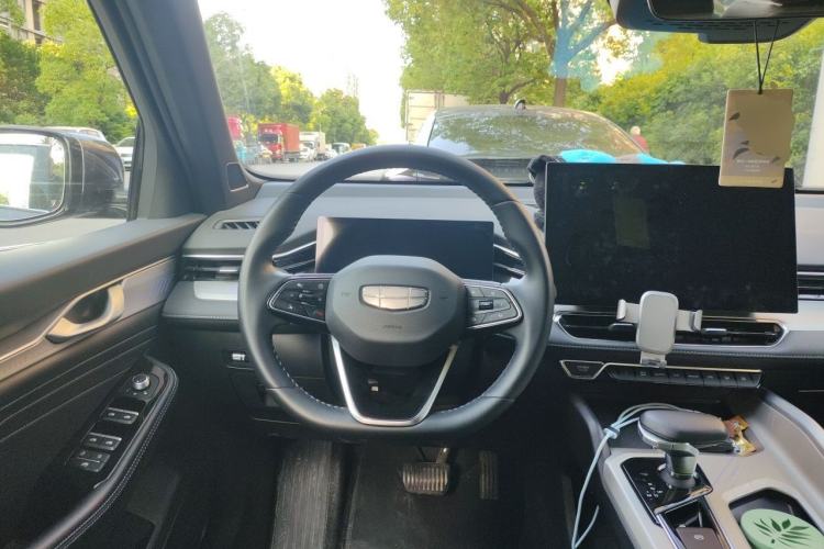 Used Geely Auto Preface 2025 Dongfang Yao 1.5TD Kunlun Edition Steering Wheel
