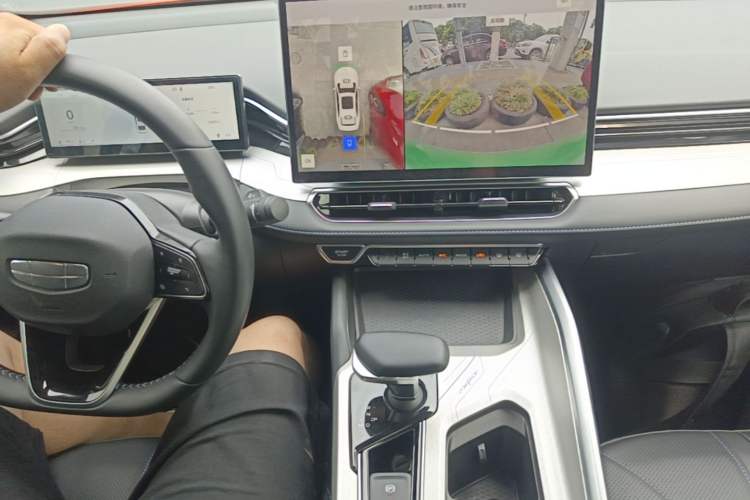 Used Geely Auto Preface 2025 Dongfang Yao 1.5TD Kunlun Edition Gear Lever