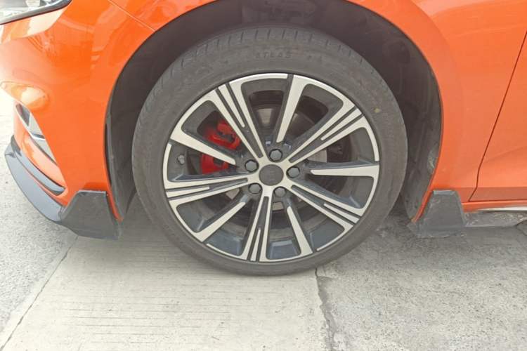 Used Geely Auto Preface 2025 Dongfang Yao 1.5TD Kunlun Edition Left Front Wheel Hub