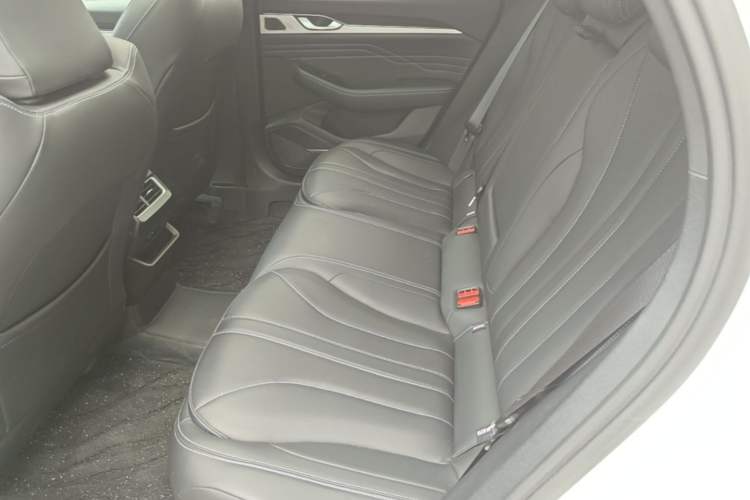 Used Geely Auto Preface 2025 Dongfang Yao 1.5TD Kunlun Edition Left Rear Seat