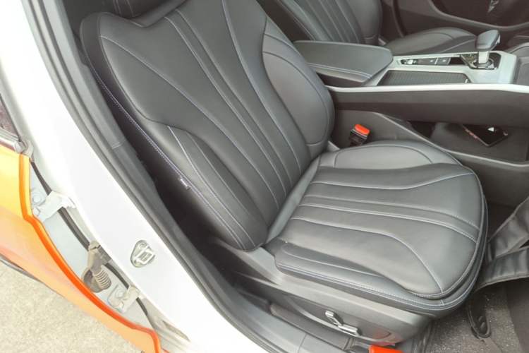 Used Geely Auto Preface 2025 Dongfang Yao 1.5TD Kunlun Edition Right Front Seat