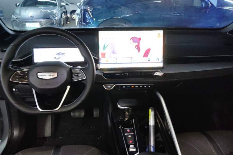 Used Geely Auto Preface 2025 Dongfang Yao 2.0TD Jin Chao Edition Center Console