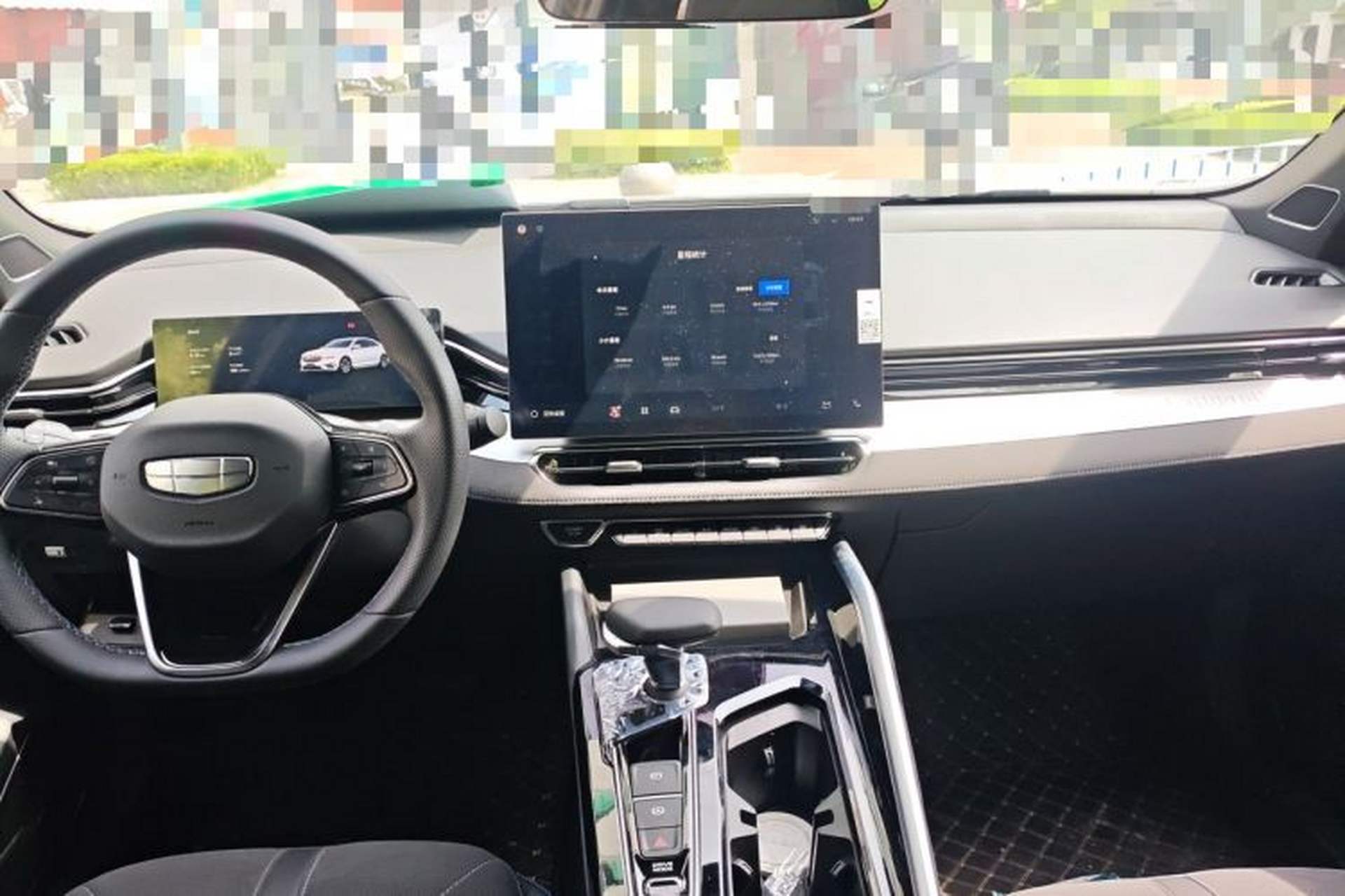 Used Geely Auto Preface 2025 Dongfang Yao 2.0TD Jin Chao Edition Center Console