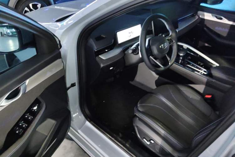Used Geely Auto Preface 2025 Dongfang Yao 2.0TD Jin Chao Edition Driver Seat