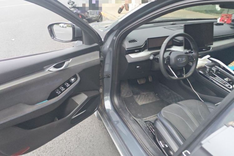 Used Geely Auto Preface 2025 Dongfang Yao 2.0TD Lanxing Edition Driver Seat