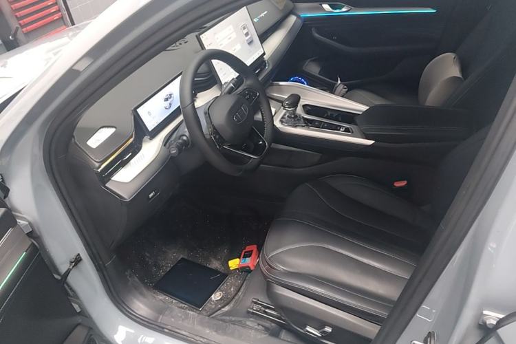 Used Geely Auto Preface 2025 Dongfang Yao 1.5TD Kunlun Edition Driver Seat