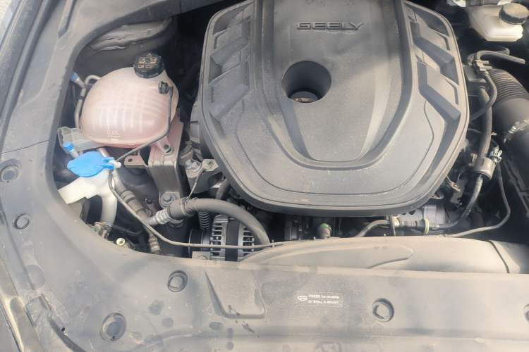 Used Geely Auto Preface 2025 Dongfang Yao 2.0TD Moonlight Edition Engine Bay Right