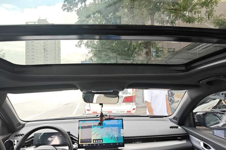 Used Geely Auto Preface 2025 Dongfang Yao 1.5TD Kunlun Edition Headliner