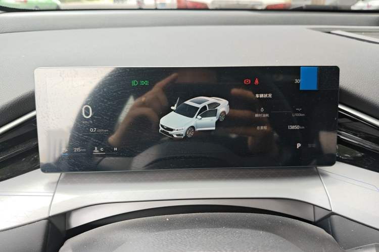Used Geely Auto Preface 2025 Dongfang Yao 1.5TD Kunlun Edition Instrument Cluster