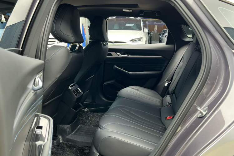 Used Geely Auto Preface 2025 Dongfang Yao 1.5TD Kunlun Edition Interior 3