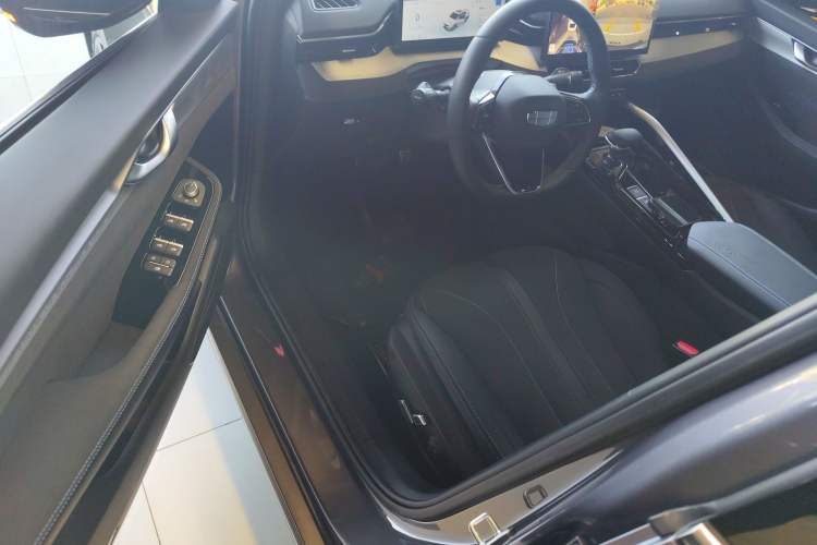 Used Geely Auto Preface 2025 Dongfang Yao 2.0TD Moonlight Edition Interior 3