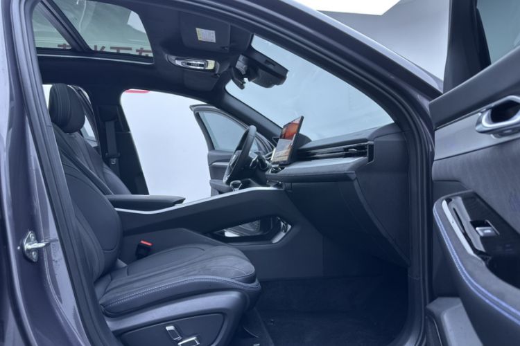 Used Geely Auto Preface 2025 Dongfang Yao 2.0TD Jin Chao Edition Interior 3