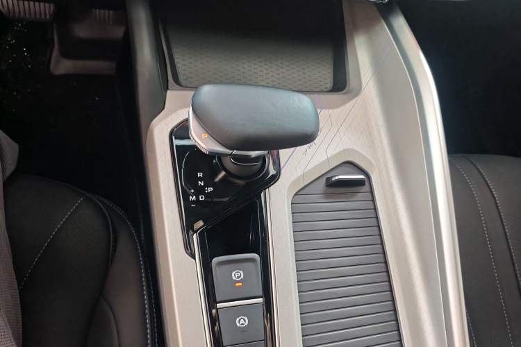 Used Geely Auto Preface 2025 Dongfang Yao 1.5TD Kunlun Edition Interior 6