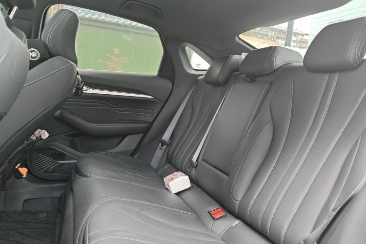 Used Geely Auto Preface 2025 Dongfang Yao 1.5TD Kunlun Edition Left Rear Seat