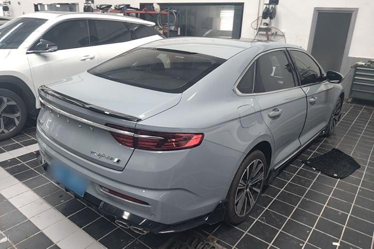 Used Geely Auto Preface 2025 Dongfang Yao 1.5TD Kunlun Edition Rear Right 45 Deg