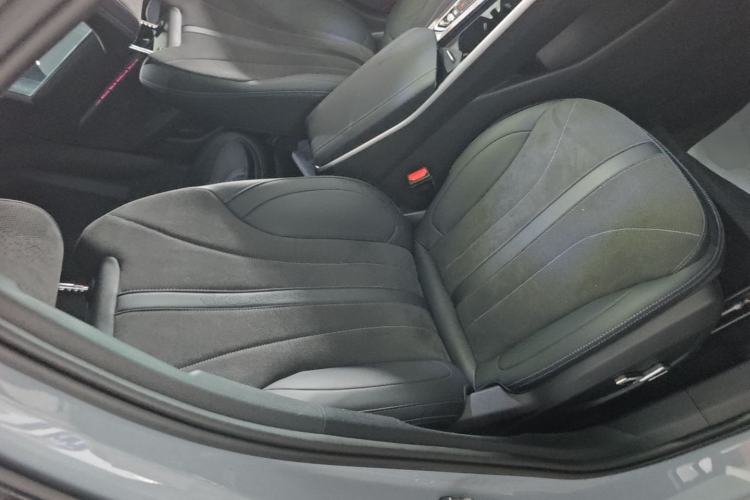 Used Geely Auto Preface 2025 Dongfang Yao 2.0TD Lanxing Edition Right Front Seat