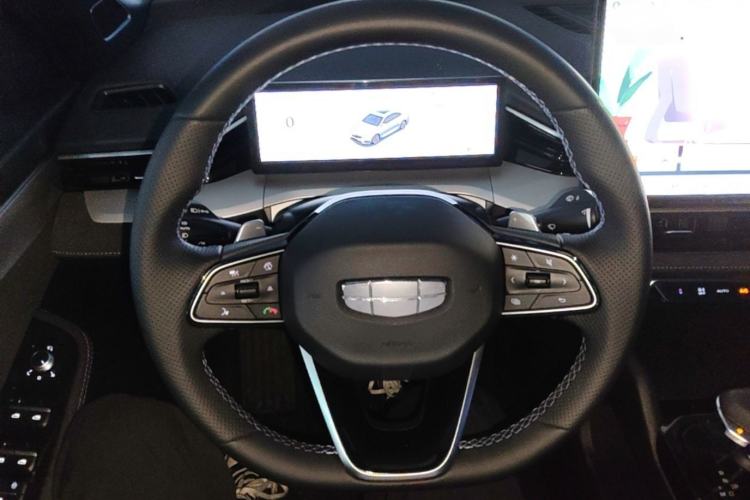 Used Geely Auto Preface 2025 Dongfang Yao 2.0TD Jin Chao Edition Steering Wheel