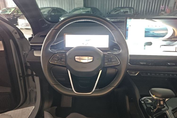 Used Geely Auto Preface 2025 Dongfang Yao 2.0TD Lanxing Edition Steering Wheel