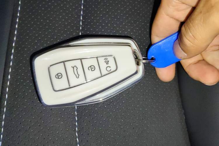 Used Geely Auto Preface 2025 Dongfang Yao 2.0TD Jin Chao Edition Vehicle Key