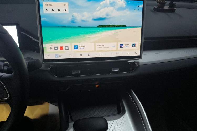 Used Geely Auto Preface 2025 Dongfang Yao 1.5TD Fuyao Edition Audio And AC Panel