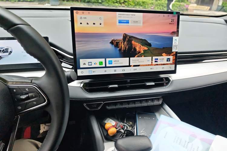 Used Geely Auto Preface 2025 Dongfang Yao 1.5TD Fuyao Edition Audio And AC Panel