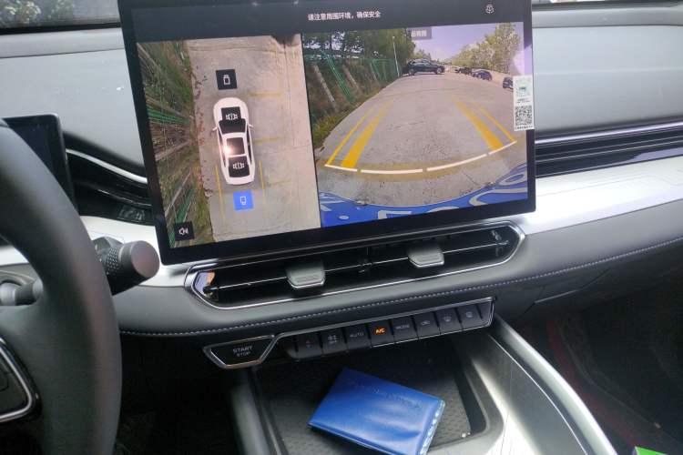 Used Geely Auto Preface 2025 Dongfang Yao 1.5TD Kunlun Edition Audio And AC Panel