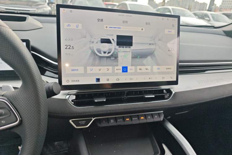 Used Geely Auto Preface 2025 Dongfang Yao 2.0TD Moonlight Edition Audio And AC Panel