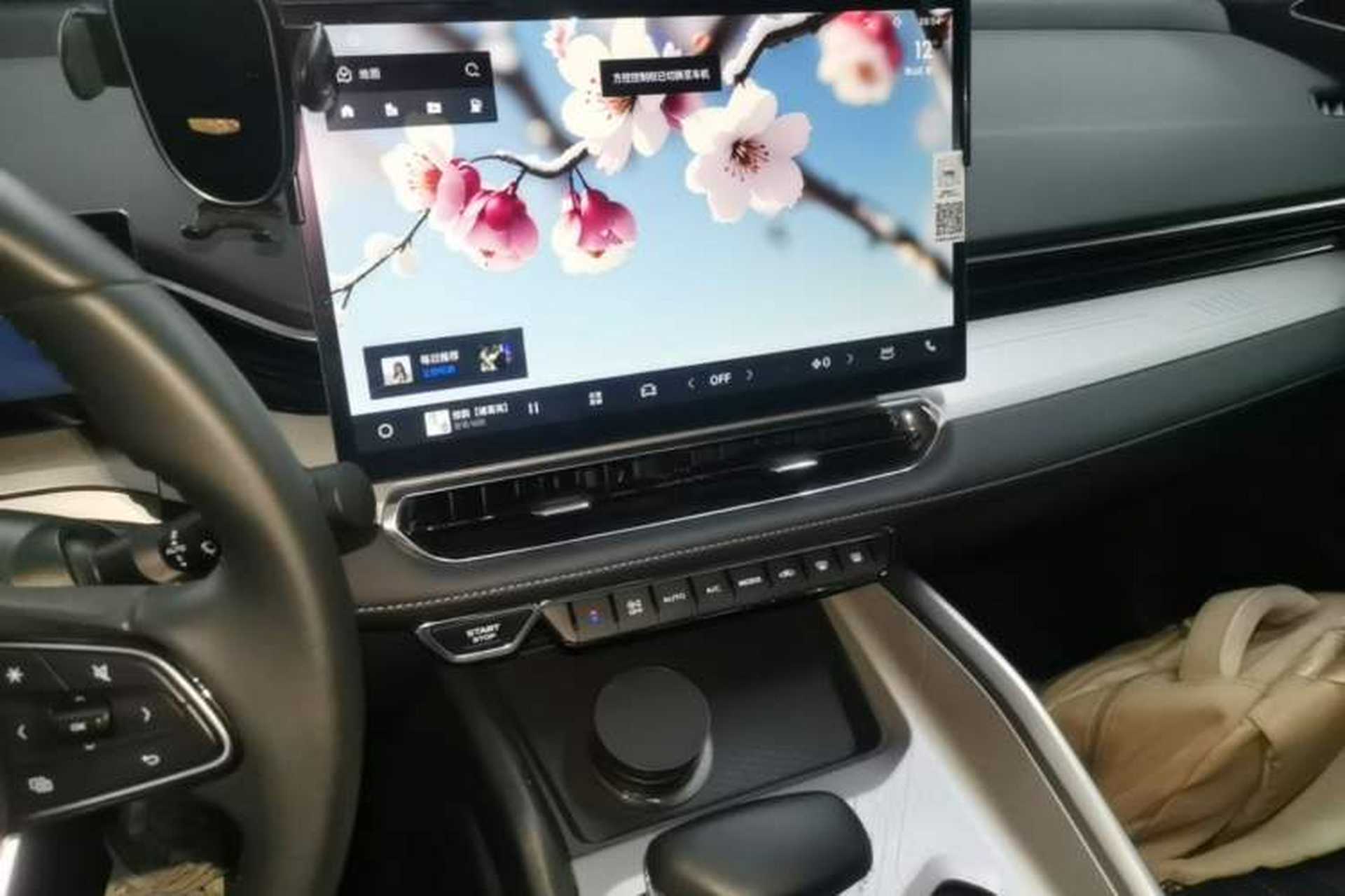 Used Geely Auto Preface 2025 Dongfang Yao 1.5TD Fuyao Edition Audio And AC Panel