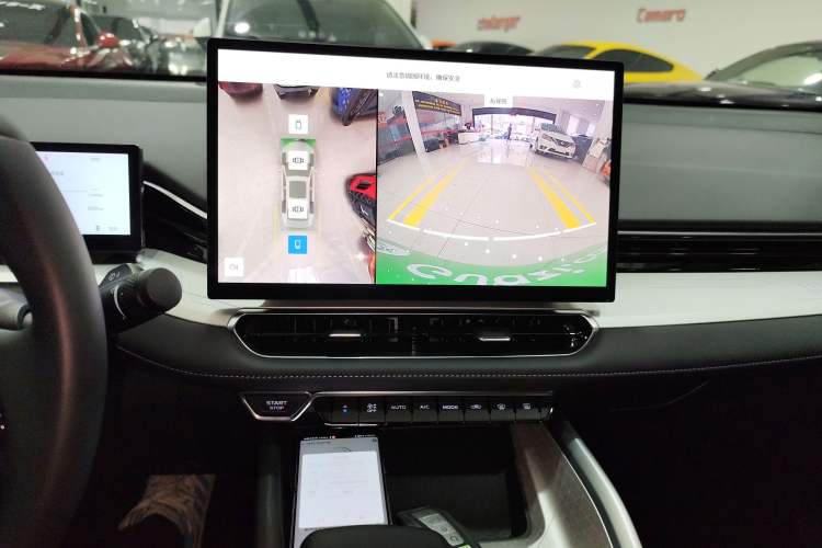 Used Geely Auto Preface 2025 Dongfang Yao 1.5TD Fuyao Edition Audio And AC Panel