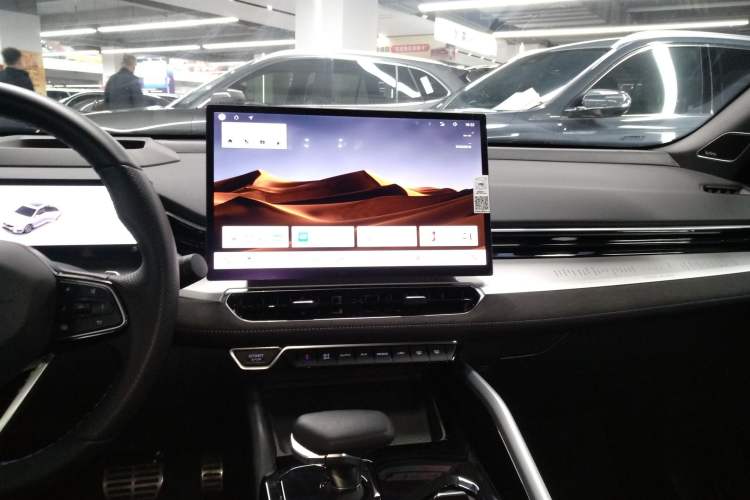 Used Geely Auto Preface 2025 Dongfang Yao 2.0TD Moonlight Edition Audio And AC Panel