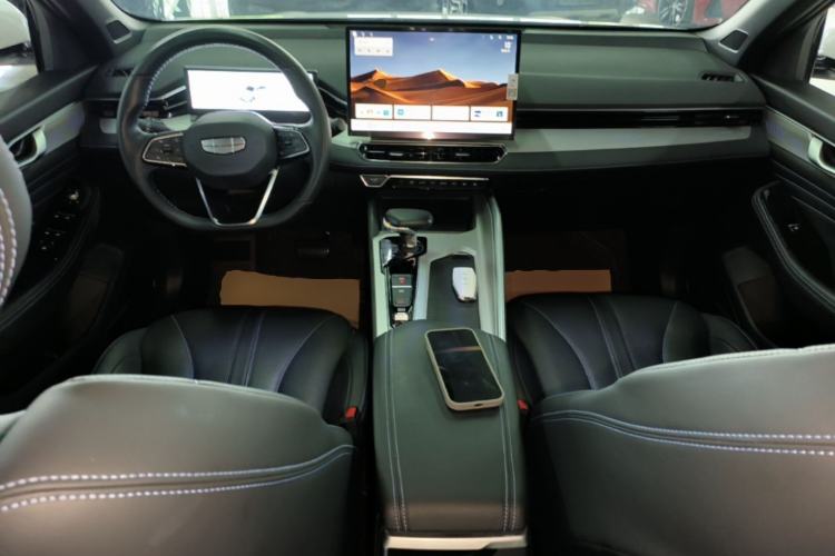 Used Geely Auto Preface 2025 Dongfang Yao 1.5TD Kunlun Edition Center Console