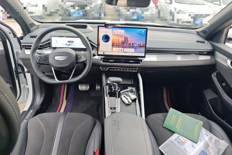 Used Geely Auto Preface 2025 Dongfang Yao 2.0TD Moonlight Edition Center Console