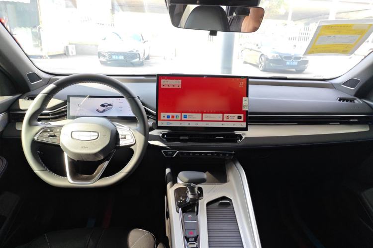 Used Geely Auto Preface 2025 Dongfang Yao 1.5TD Kunlun Edition Center Console