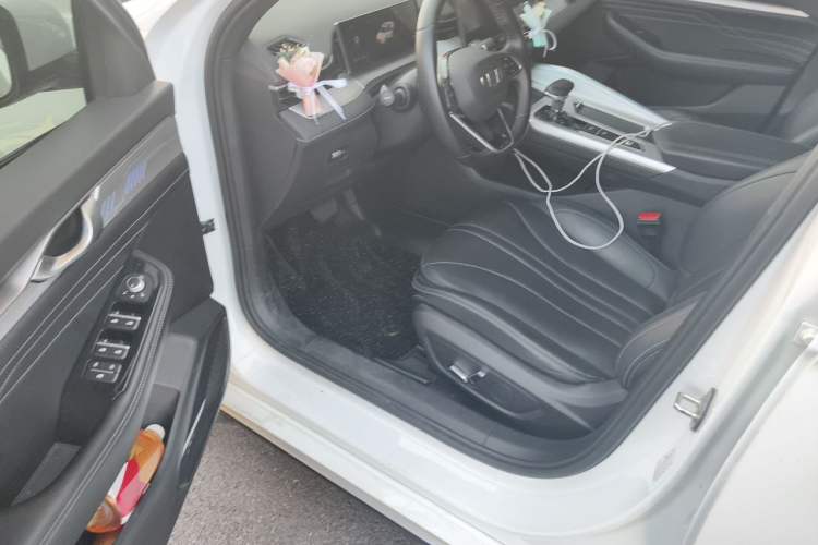 Used Geely Auto Preface 2025 Dongfang Yao 1.5TD Kunlun Edition Driver Seat