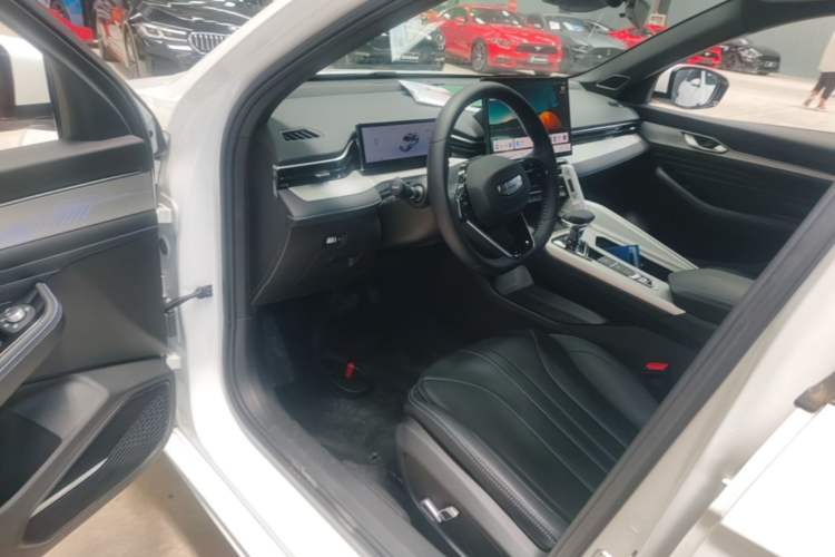 Used Geely Auto Preface 2025 Dongfang Yao 1.5TD Fuyao Edition Driver Seat