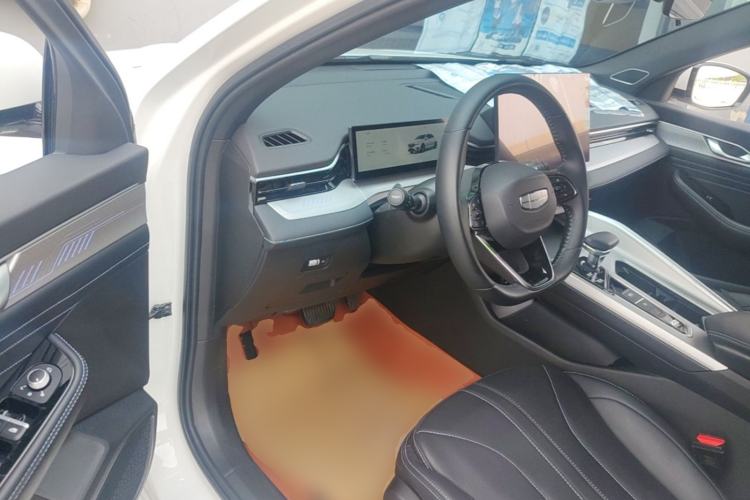 Used Geely Auto Preface 2025 Dongfang Yao 1.5TD Fuyao Edition Driver Seat