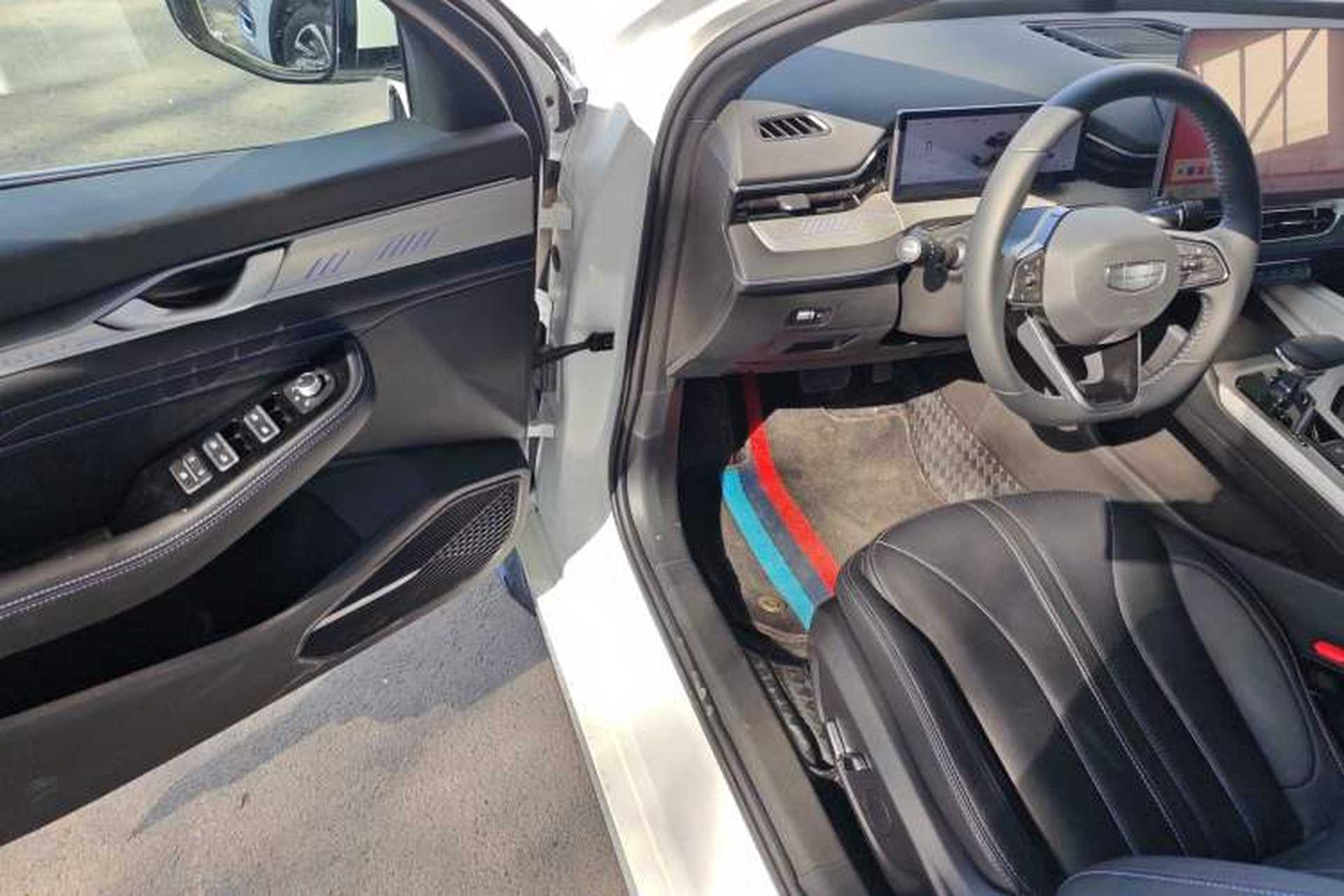 Used Geely Auto Preface 2025 Dongfang Yao 1.5TD Kunlun Edition Driver Seat